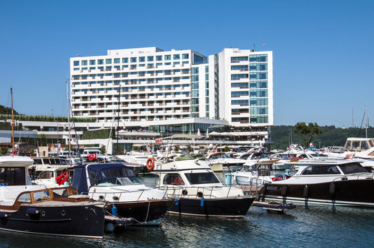 Small sailboats in Tarabya harbour