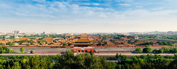 Panorama mit Blick vom "Kohleberg" auf die Verbotene Stadt in Beijing