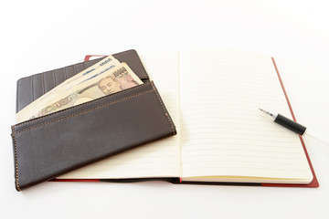 紙幣とノート
