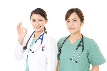 Fototapeta premium 笑顔の女医