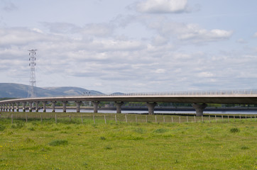 Fototapeta na wymiar scottish bridge