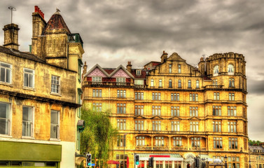 Fototapeta na wymiar Buildings in the city centre of Bath - England
