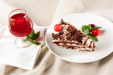 Fetta di torta foresta nera