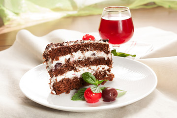 Fetta di torta foresta nera