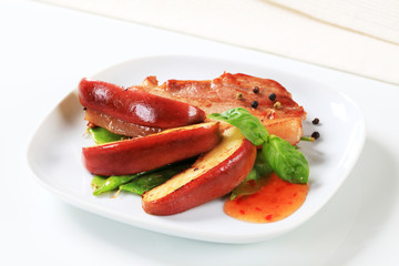 Pan fried pork and apple slices