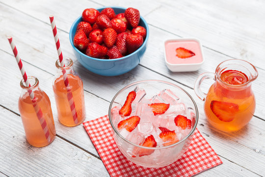 Fresh strawberry juice with ice.