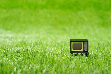 レトロなブラウン管テレビ