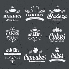 Fototapeta premium Vintage retro bakery labels on chalkboard