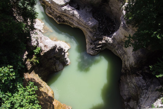 Le marmitte dei giganti sul fiume Metauro
