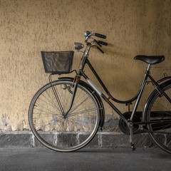 Fototapeta na wymiar Black bicycle