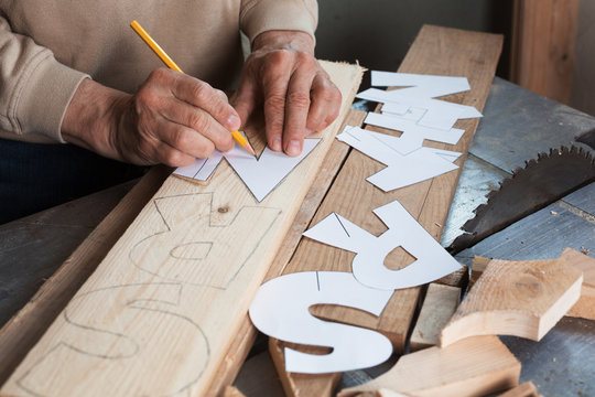 Making wooden letters