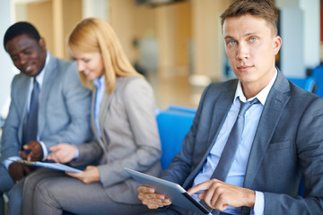 Networking before flight