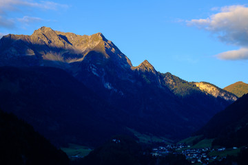 Blick nach Finkenberg, Tirol, Österreich