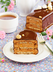 Meringue cake with hazelnut oil dakuazom and chocolate cream. Cake 