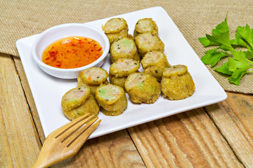 Deep Fried Chicken Roll, Thai food chinese style