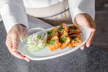 bread with minced pork