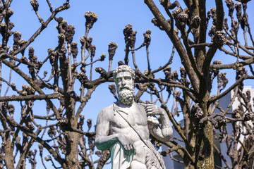 greek statues in Mirabell gardens in Salzburg © travelview