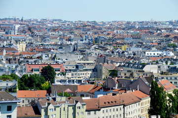 Fototapeta na wymiar Blick über die Dächer von Wien
