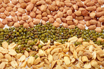 Fototapeta premium Peanut and Green bean isolated on white background