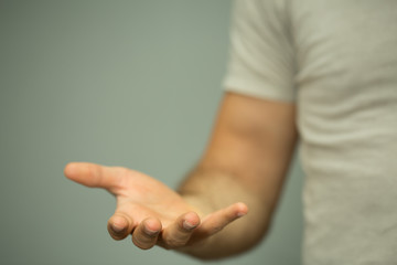 hand open