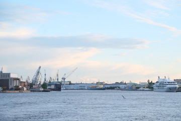 Fototapeta premium Veiw of a Neva river in St. Petersburg, Russia