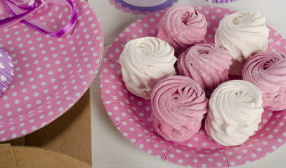 Sweet marshmallow - Zephyr on  pink  plate.