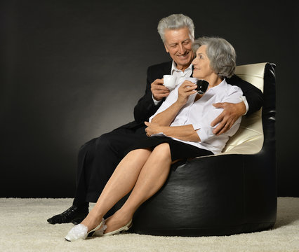  Portrait of a senior couple