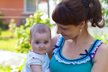 middle aged woman with little girl