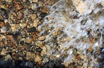 The pebbles under water, background