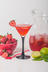 Strawberry lemonade