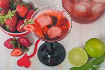Strawberry lemonade