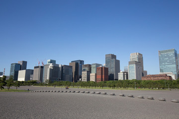 皇居からの大手町ビル群の眺め