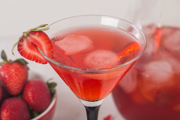 Strawberry lemonade