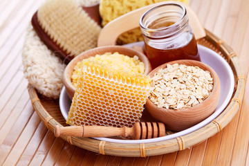 honey and spa treatment