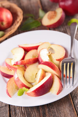 peach salad