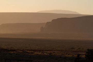 Sonnenuntergang beim Monument Valley