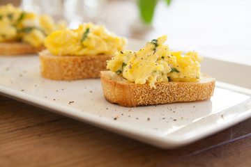 Scrambled Egg Crostini