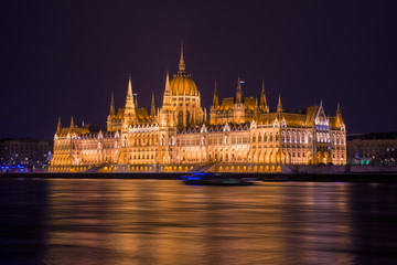 Fototapeta premium Hungarian Parliament Building