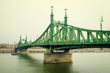 Fototapeta na wymiar Liberty Bridge