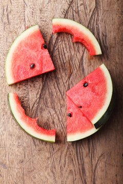 Slices of fresh watermelon with indented piece