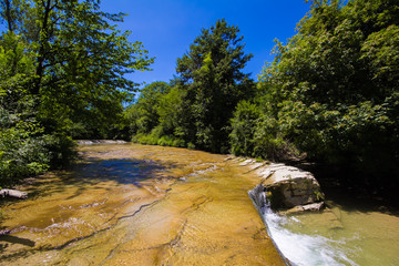 Piccola cascata sul fiume Metauro