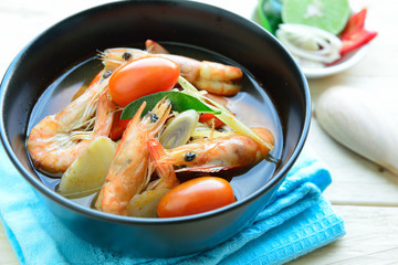 Tom Yum Goong - Thai hot and spicy soup seafood with shrimp - Th