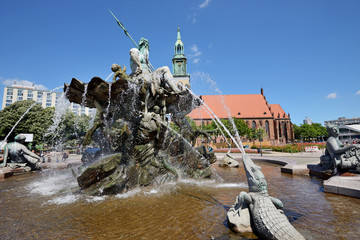 Neptune Fountain- Berlin - obrazy, fototapety, plakaty