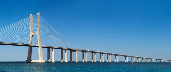Fototapeten Vasco-da-Gama-Brücke in Lissabon © Sergii Figurnyi