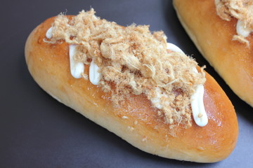 Bread with dried shredded pork