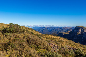cânions e montanhas