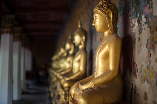 Row of buddha images