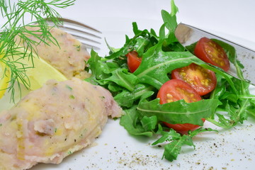 Matjes - Matjesnocken mit Rucolasalat