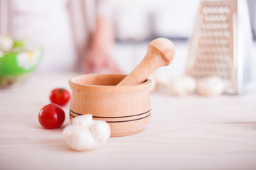 Wooden pounder