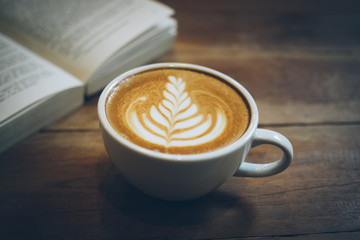 how to make latte art coffee in vintage color